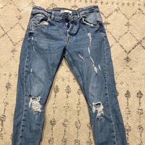 Skinny Distressed Zara Jeans (32)